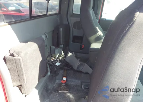 2005 Ford Ranger Edge/Fx4 Level Ii/Fx4 Off-Road/Xlt from USA, damaged, VIN 1FTZR45E15PA34696